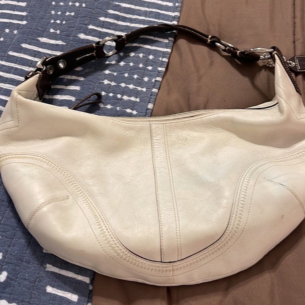 Coach purse - Picture 3 of 6